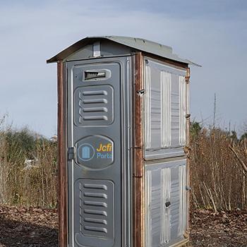 Deluxe Restroom Rentals